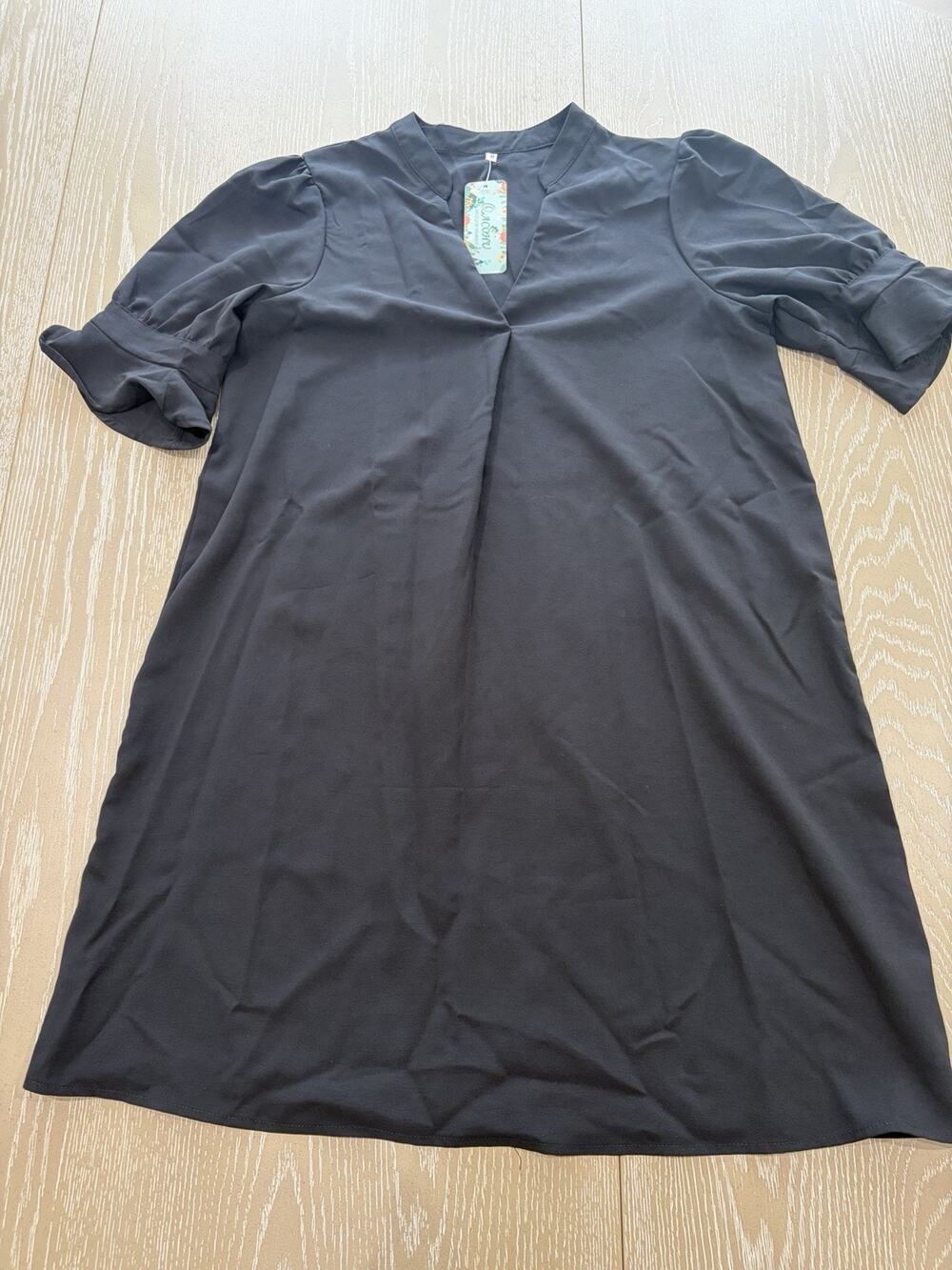 Women’s Long Sleeve V-Neck Black Dress Size Medium